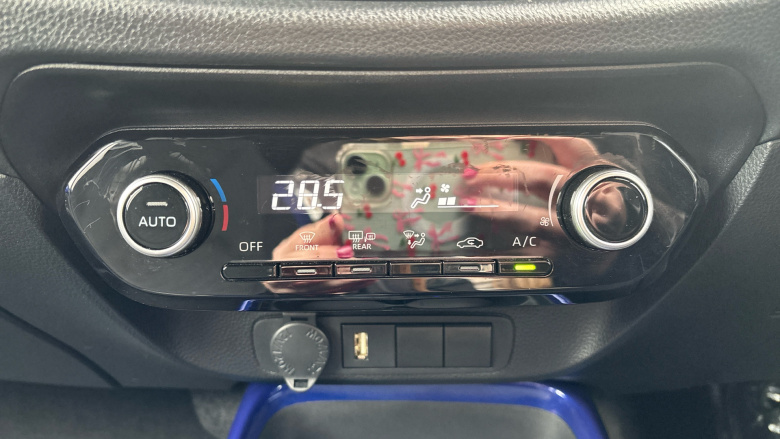 Toyota Aygo X 1.0 VVT-i Edge 5dr Auto Petrol Hatchback